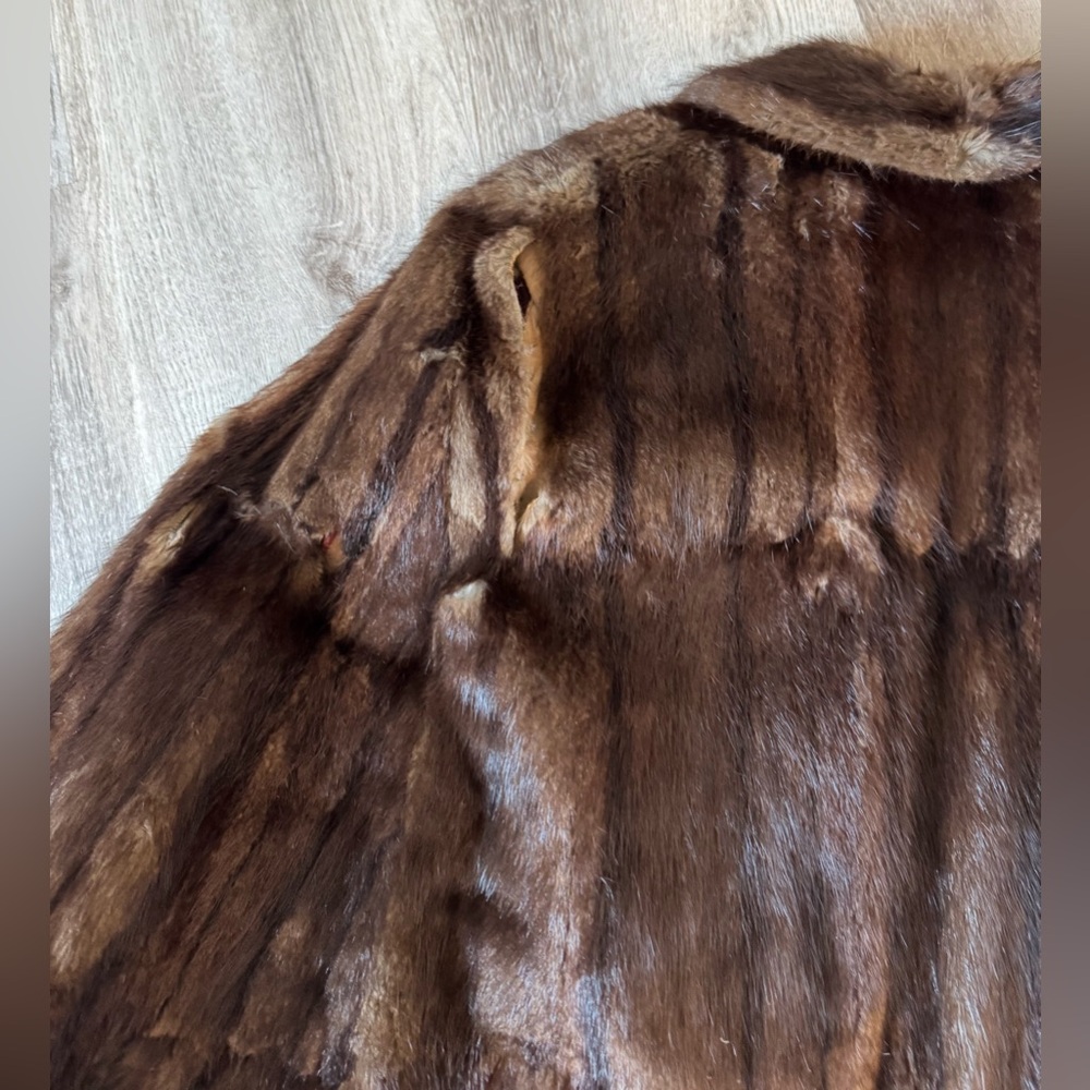 VINTAGE Dark Brown Mink Fur Coat FROM The 1950's - DAMAGED For Repurpose/Repair - Picture 14 of 15